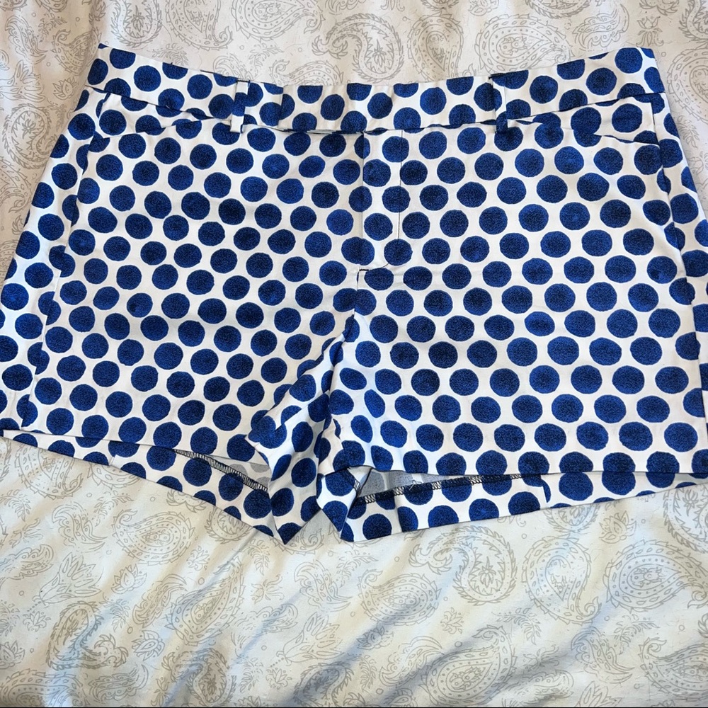 Gap shorts in like new condition, size 14